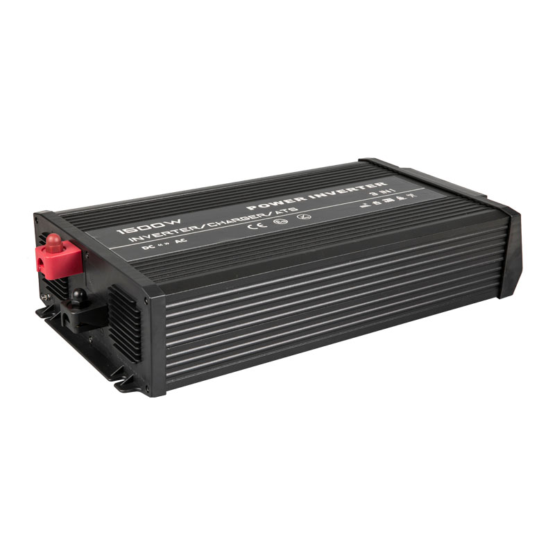 Nuovo design 1500w Inverter con caricabatterie